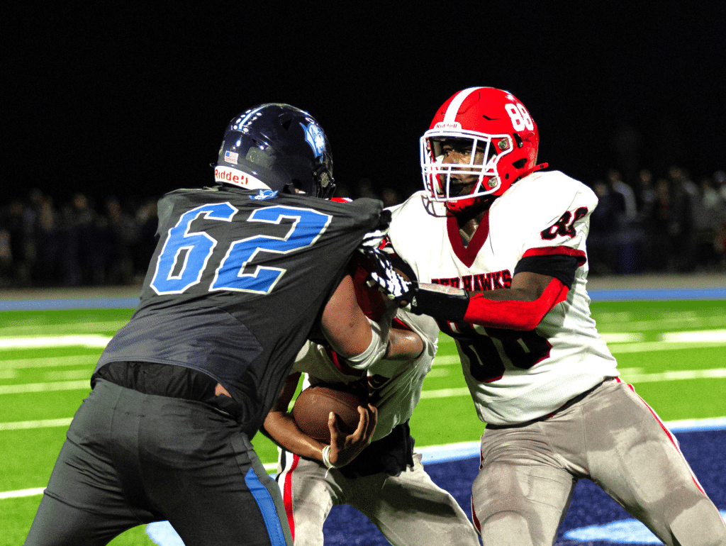 Groton’s Carmelo Riley-Israel to play football at Hilbert